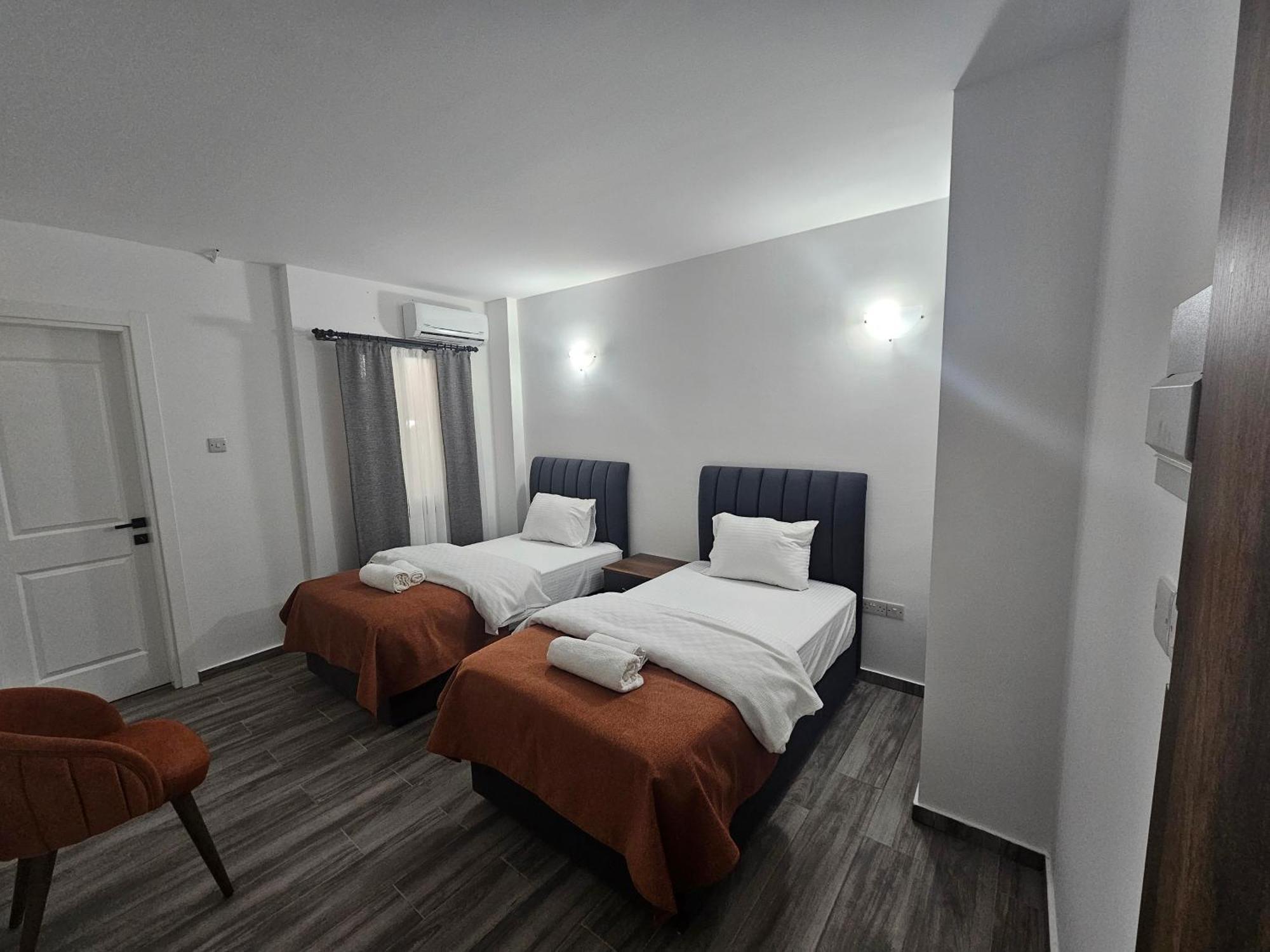 Cyprus Harbour Suites 키레니아 외부 사진